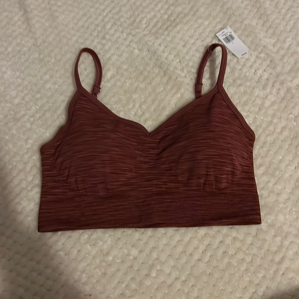 Old Navy seamless sports bra size large, nwt